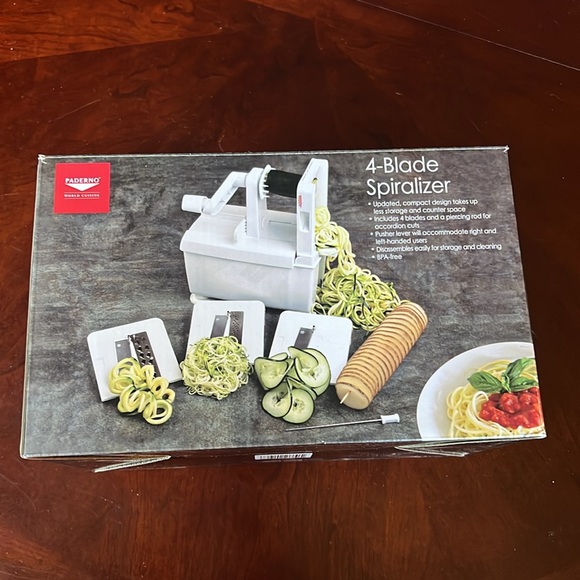 Paderno 4-Blade Spiralizer - Picture 3 of 7